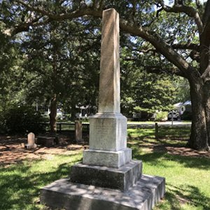 River pilots monument